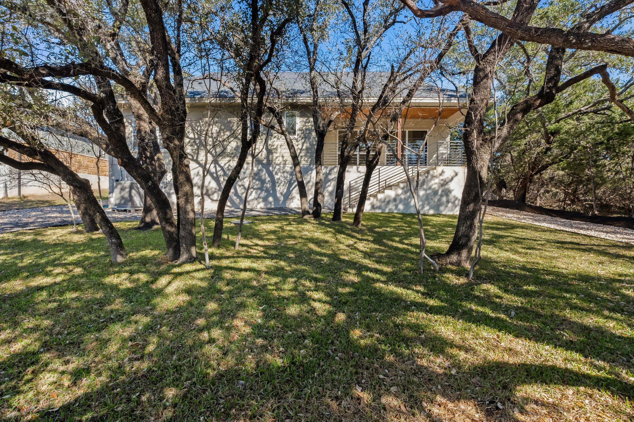 300 Bedford Dr Property Photo 36