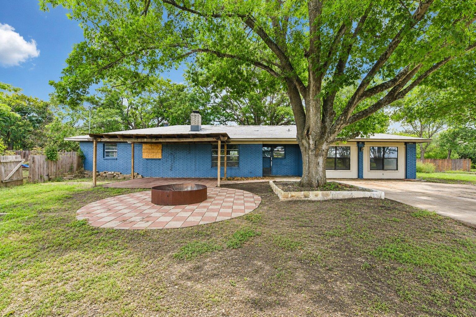 1111 Silent Valley Rd Property Photo 1