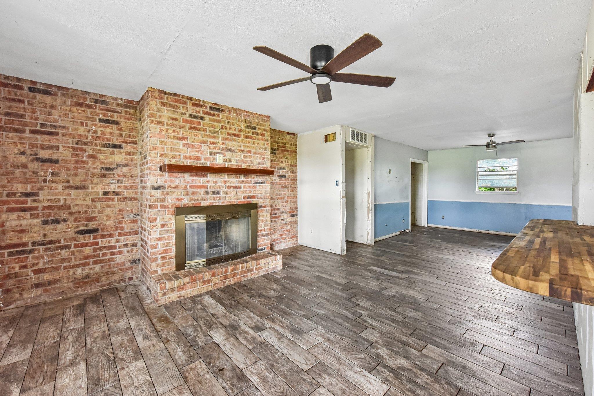 1111 Silent Valley Rd Property Photo 5