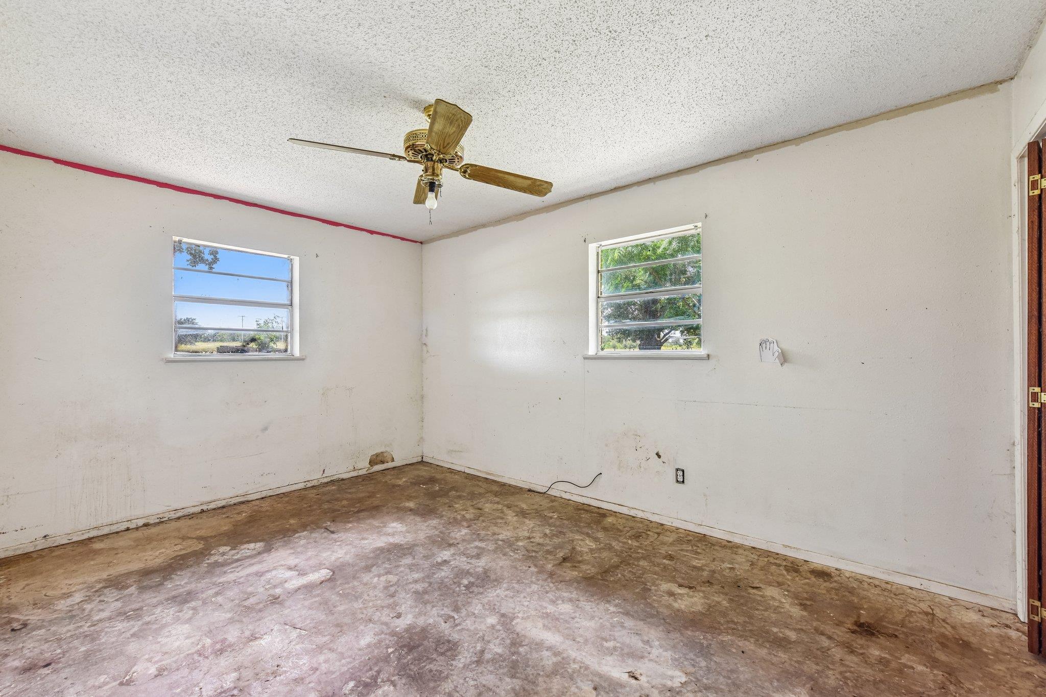 1111 Silent Valley Rd Property Photo 10
