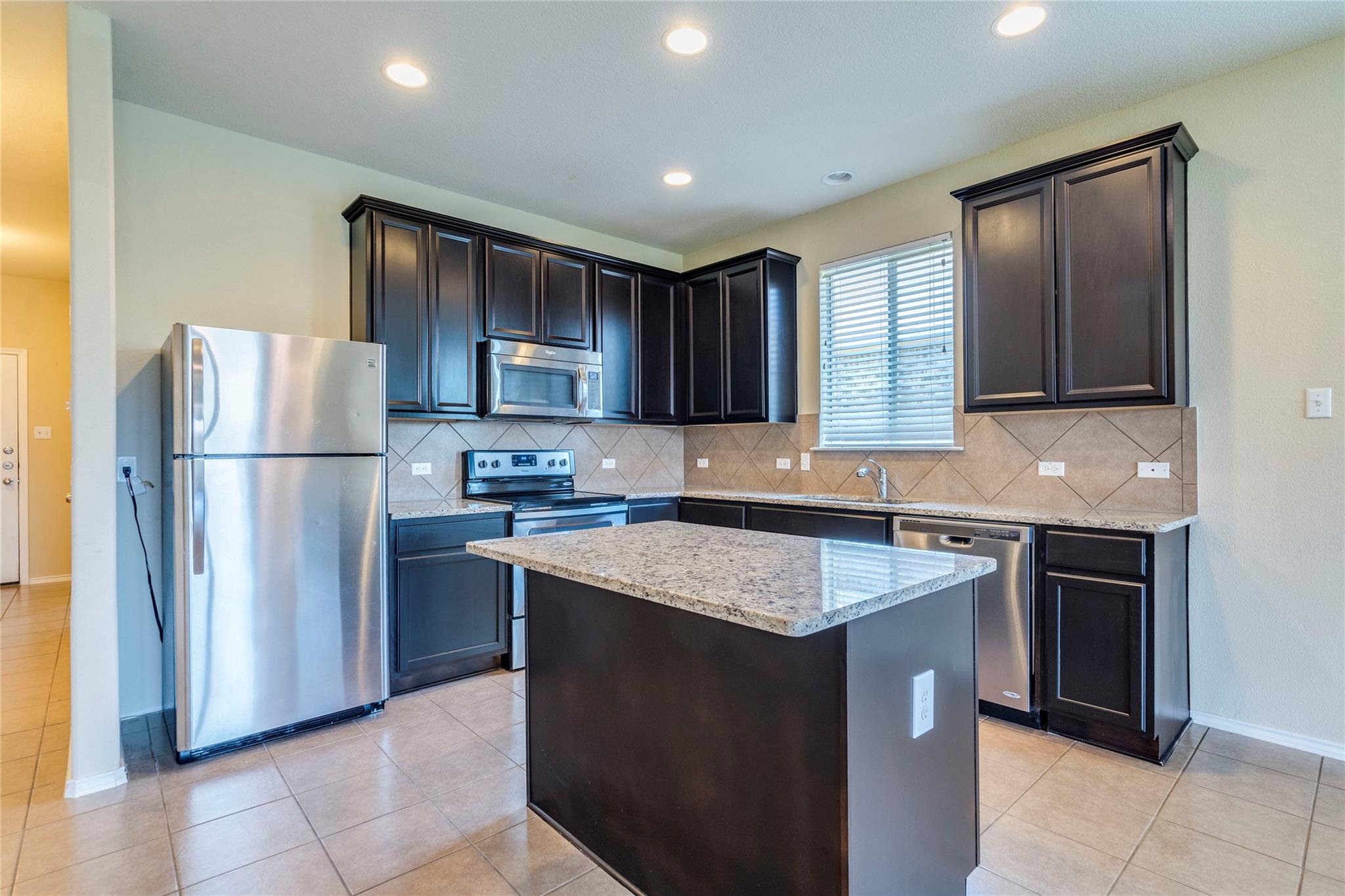 141 Marcheeta Way Property Photo 1