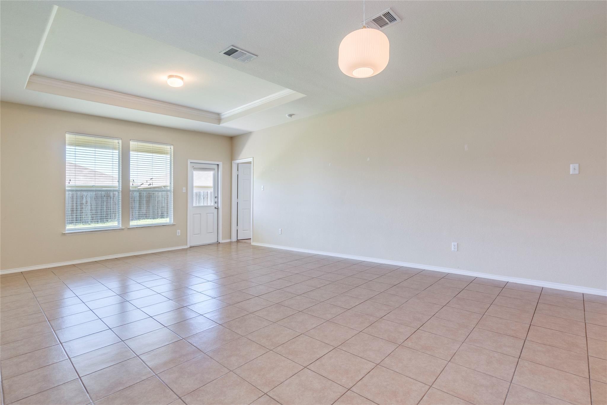 141 Marcheeta Way Property Photo 7