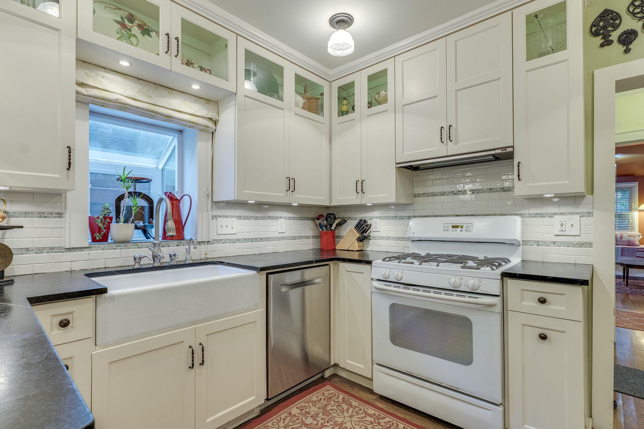 1609 Woodlawn Blvd Property Photo 26