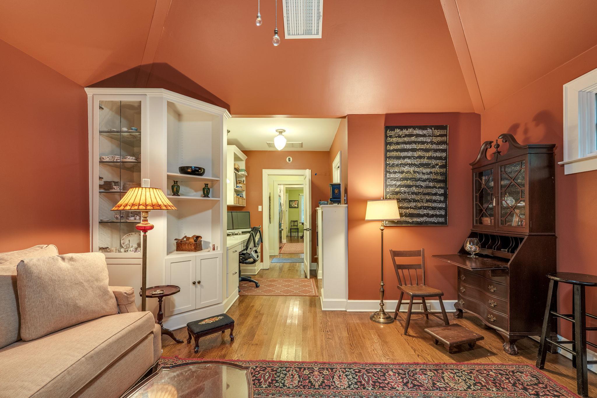 1609 Woodlawn Blvd Property Photo 33