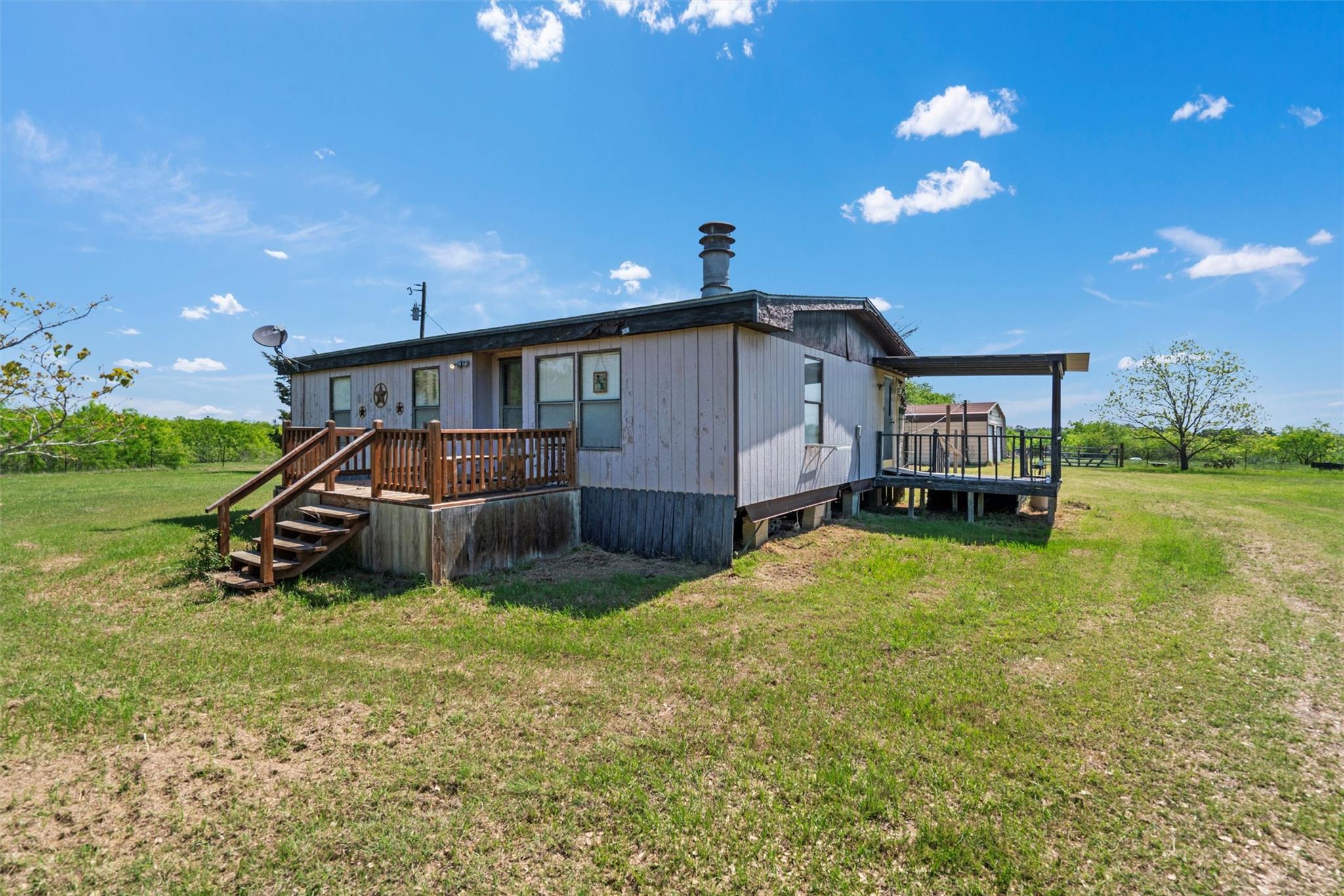 523 County Road 414 Property Photo 15