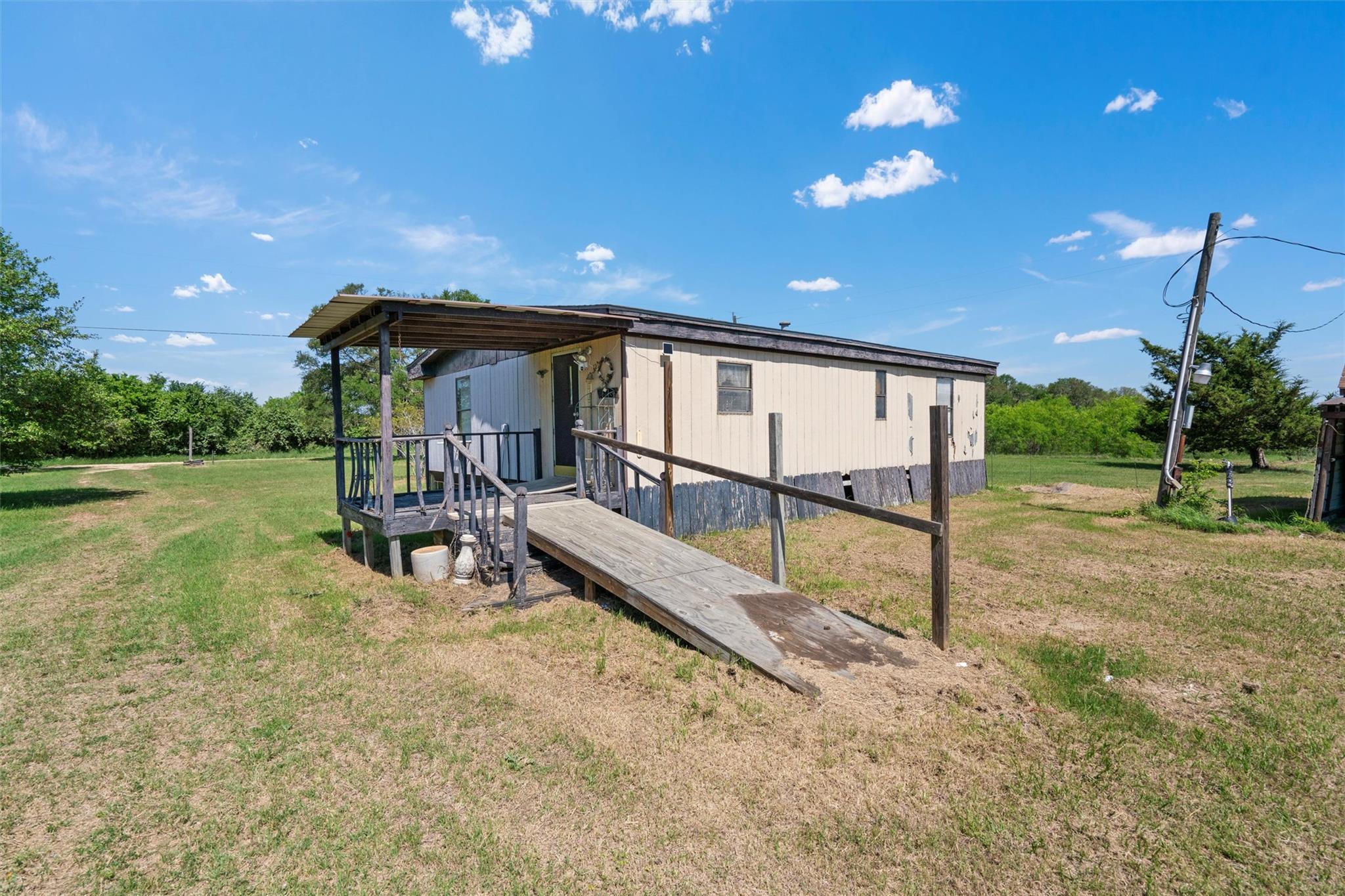 523 County Road 414 Property Photo 17