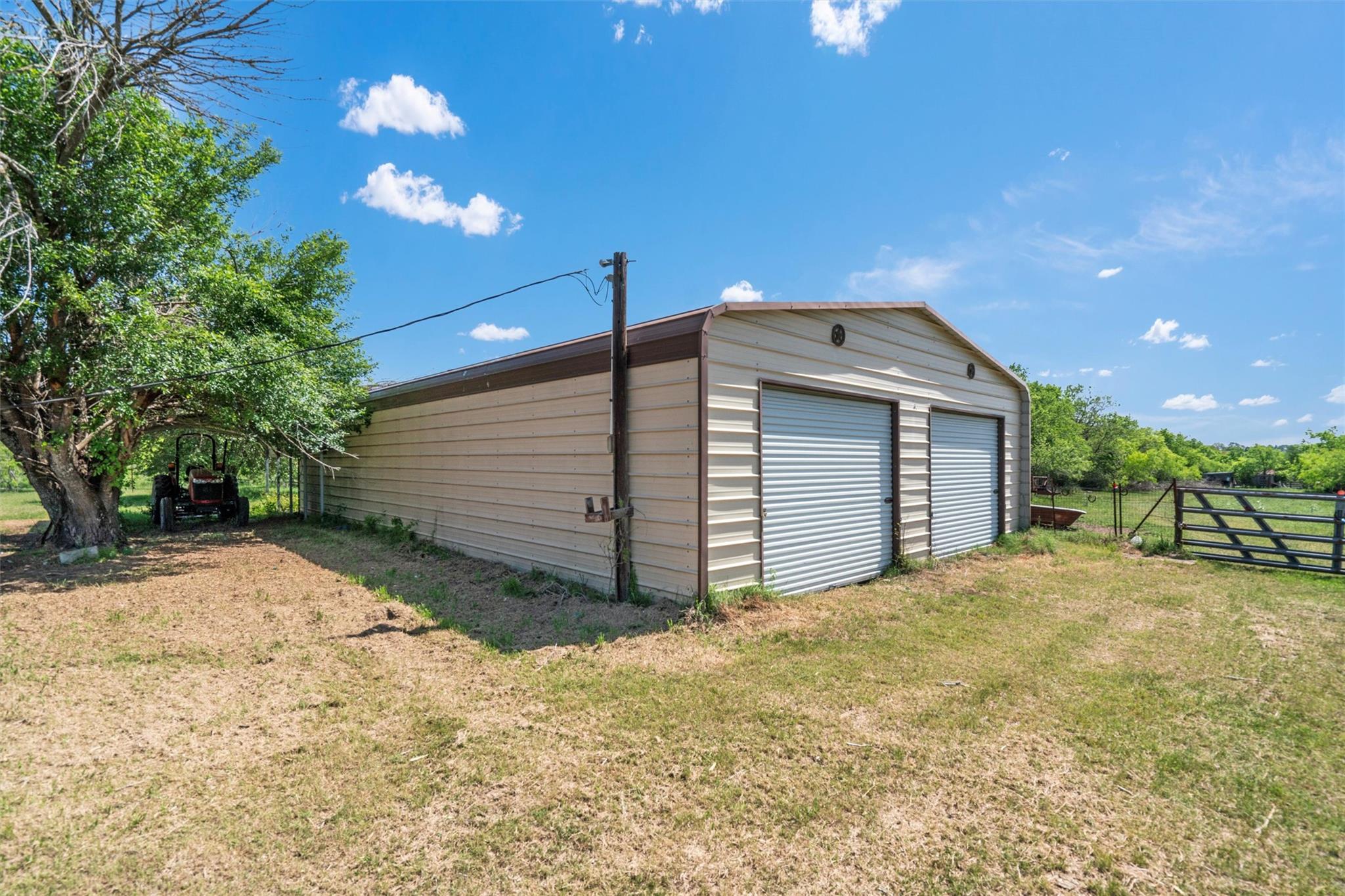 523 County Road 414 Property Photo 18