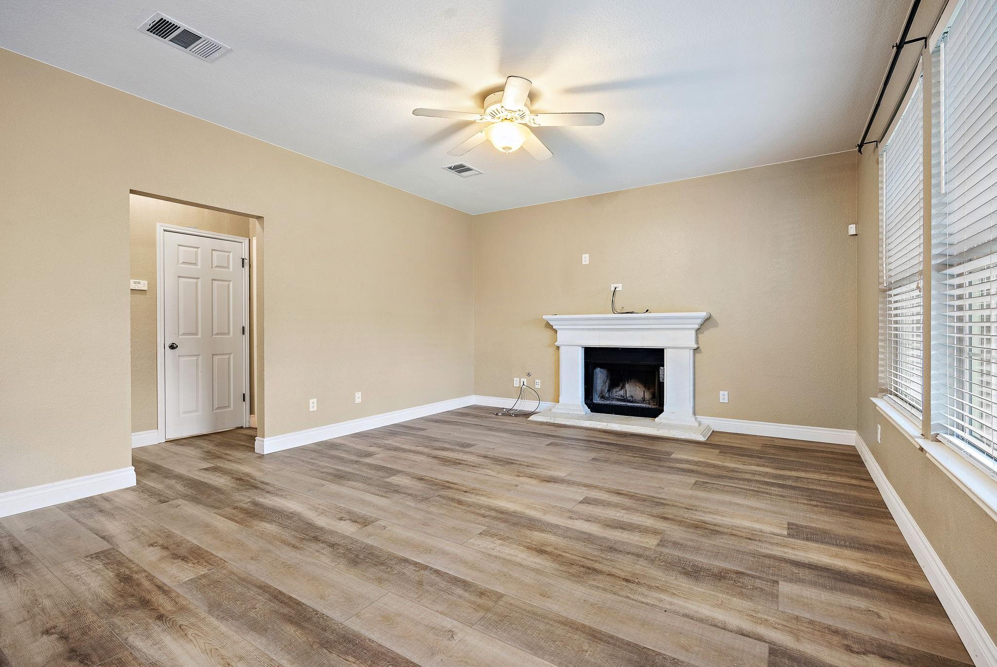 9320 Meyrick Park Trl Property Photo 8