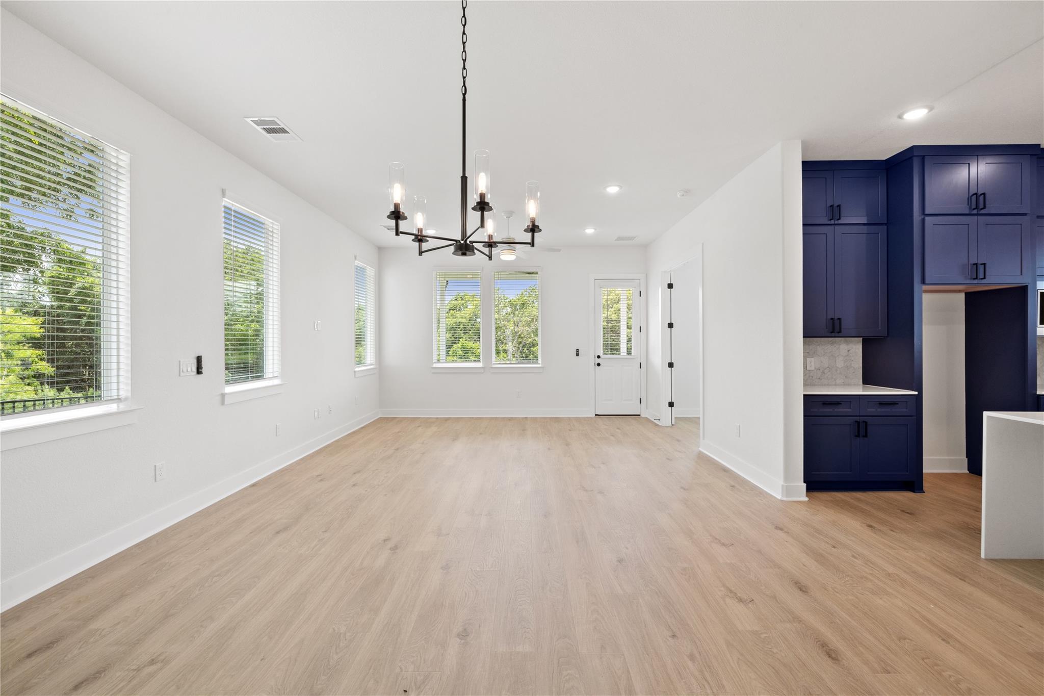 1608 Kit Cir Property Photo 7