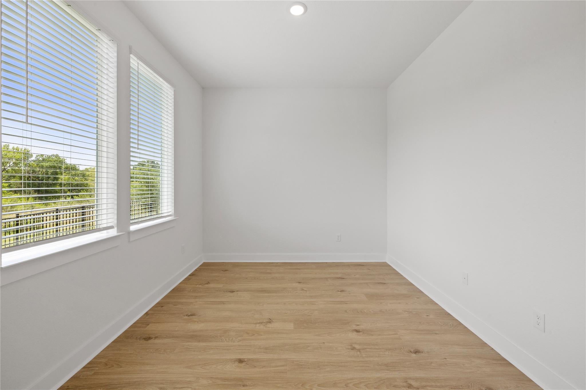 1608 Kit Cir Property Photo 11