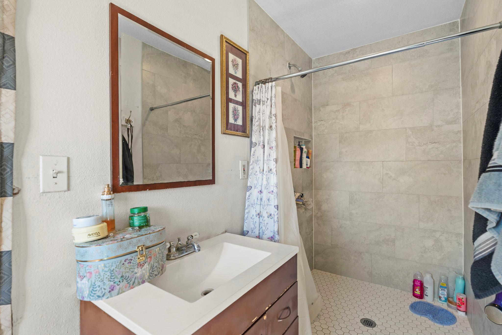 110 Belinda Ln Property Photo 31