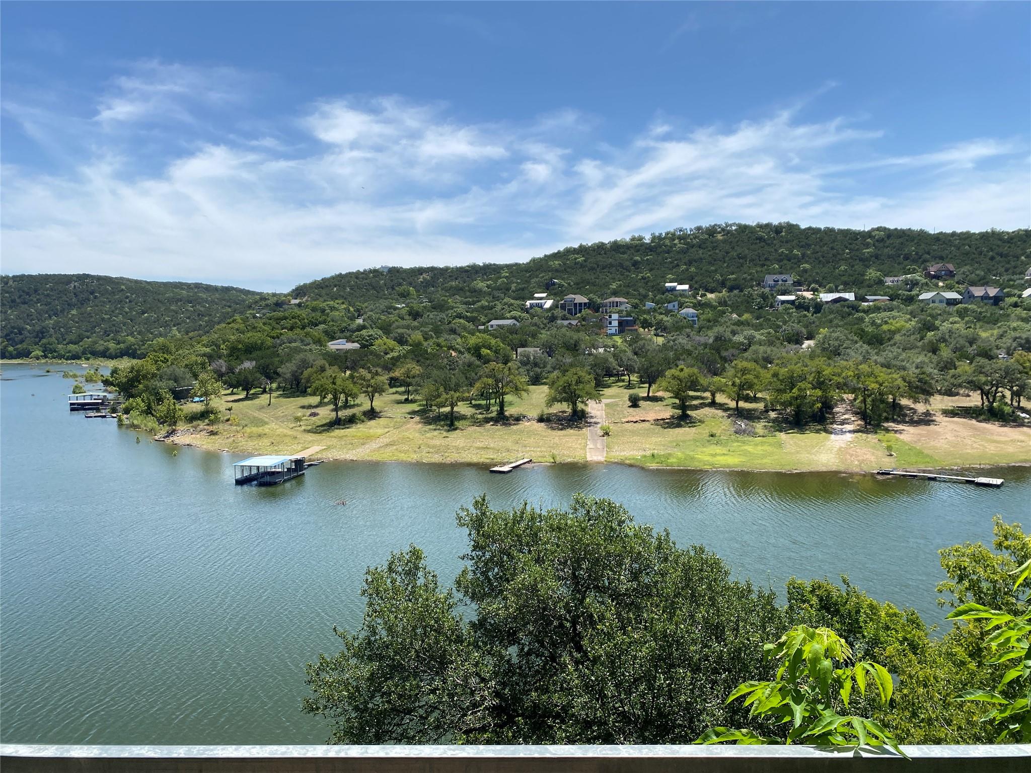 11119 Lakeside Dr Property Photo 1