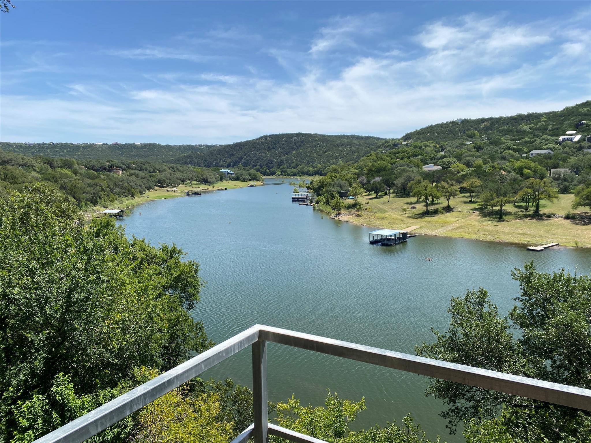 11119 Lakeside Dr Property Photo 3