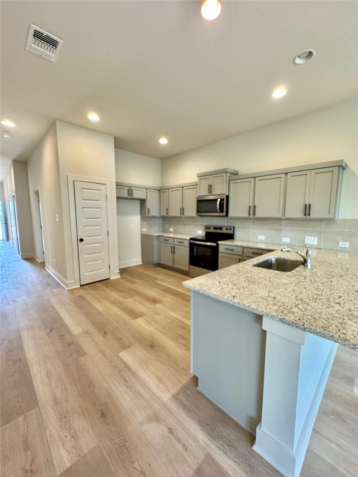 105 Zayd Ct #a Property Photo 7