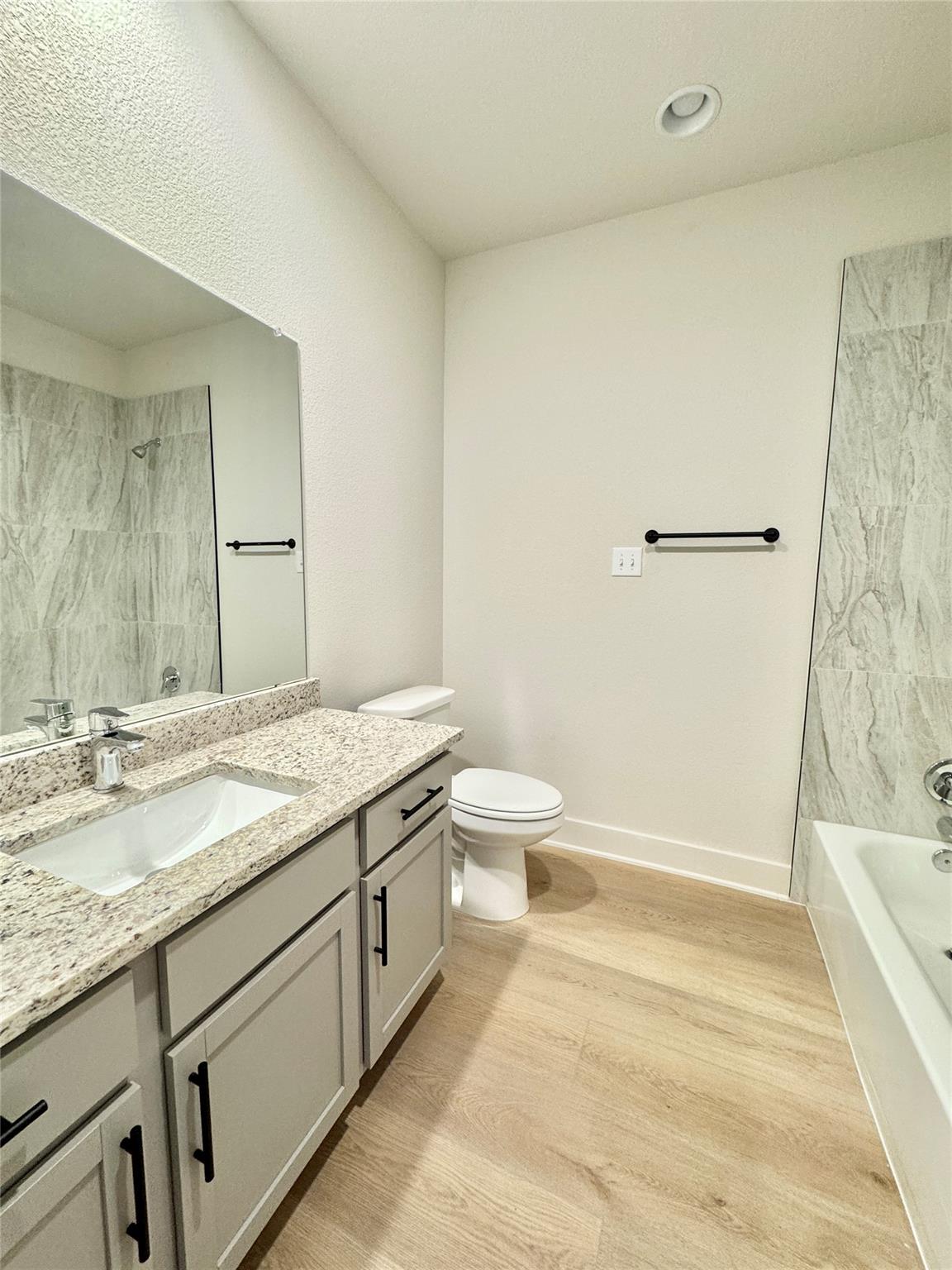105 Zayd Ct #a Property Photo 29