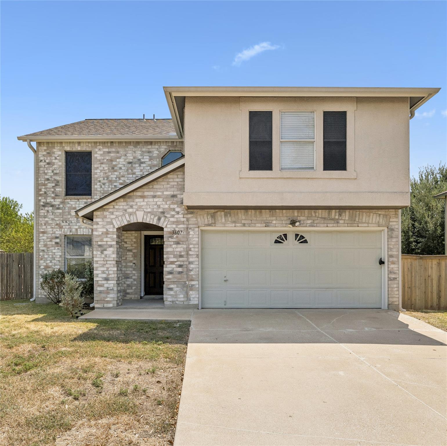 3607 Bass Loop Property Photo 2