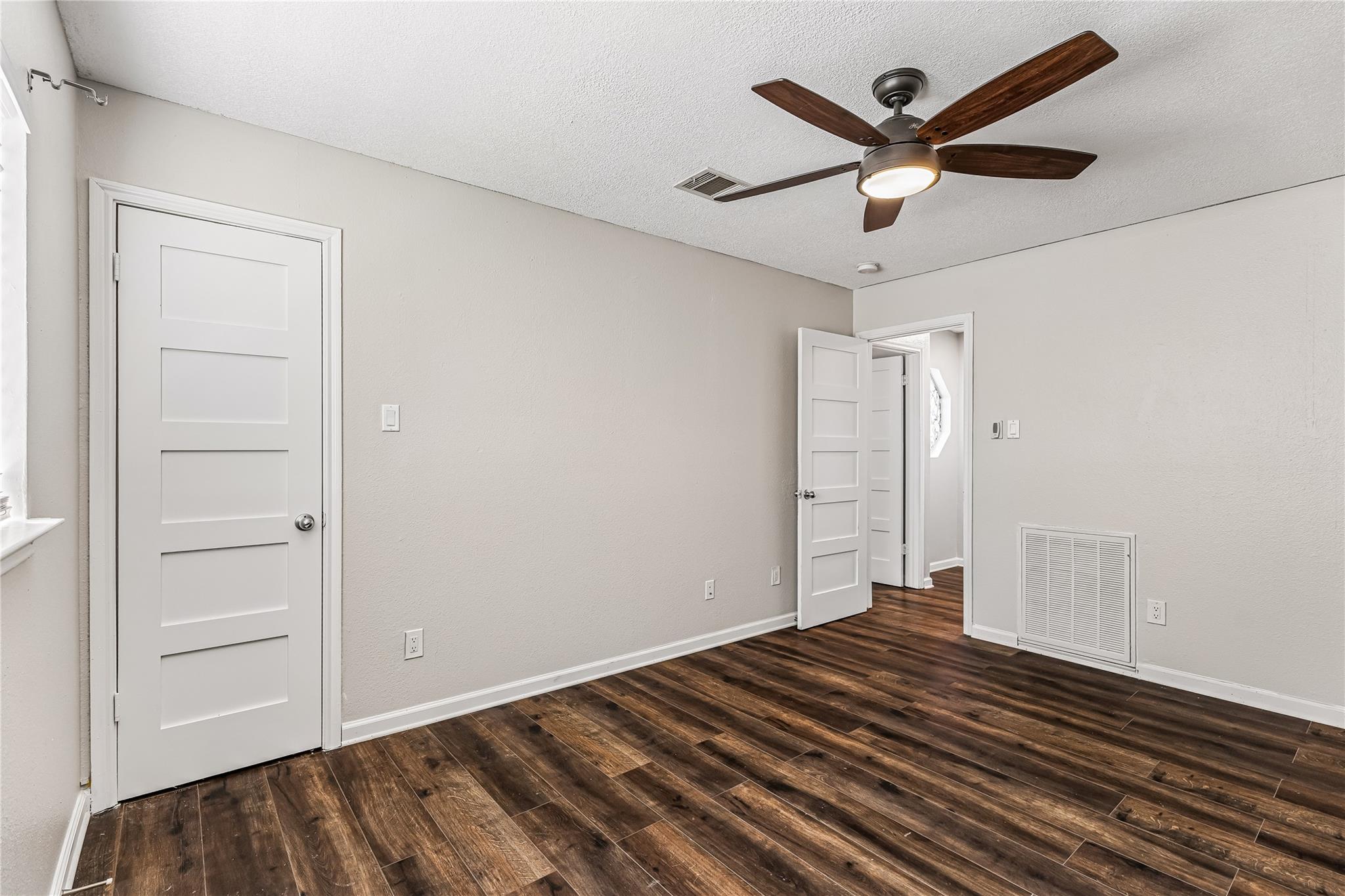 3607 Bass Loop Property Photo 20