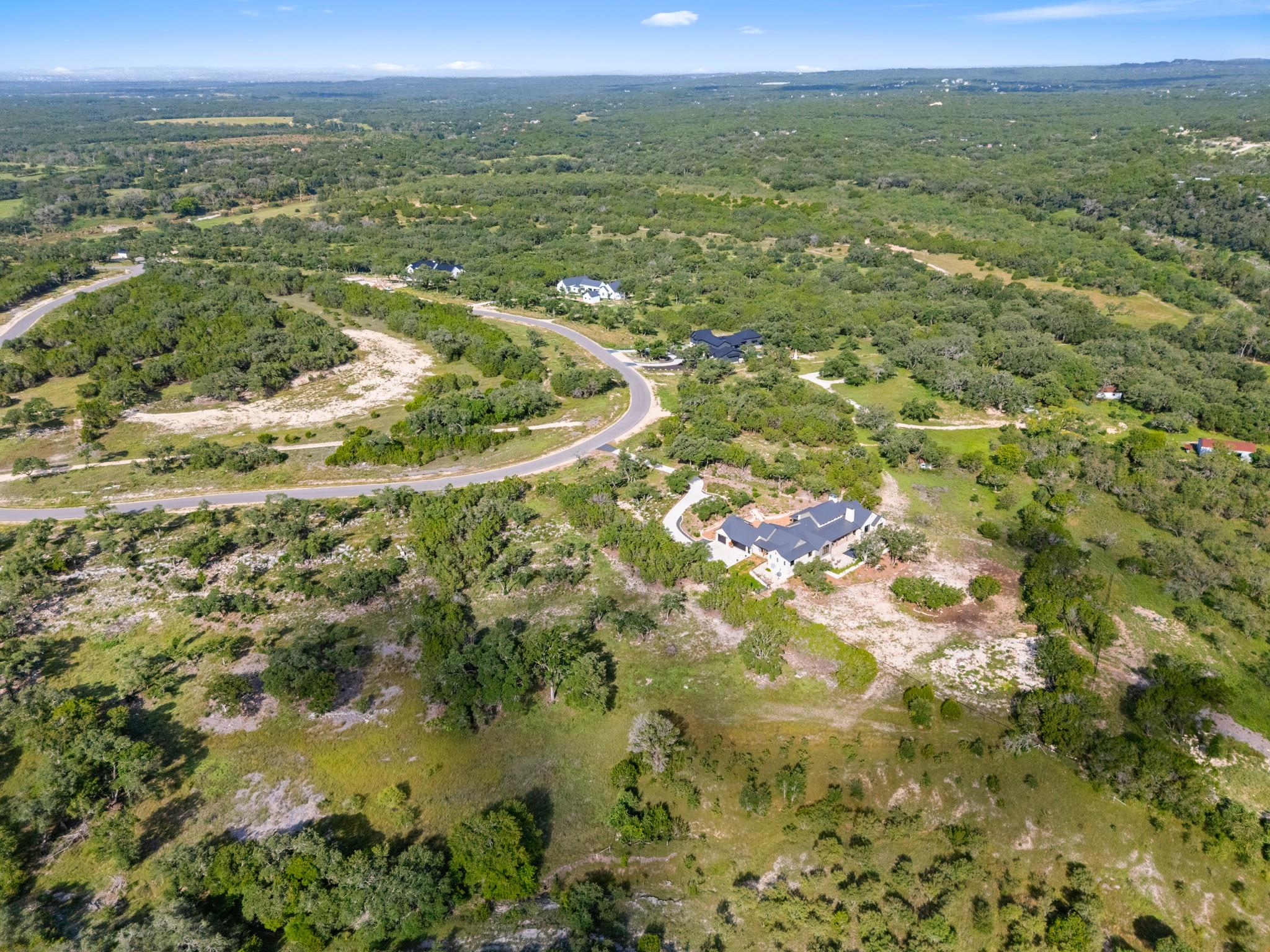 1926 Paradise Pkwy Property Photo 4