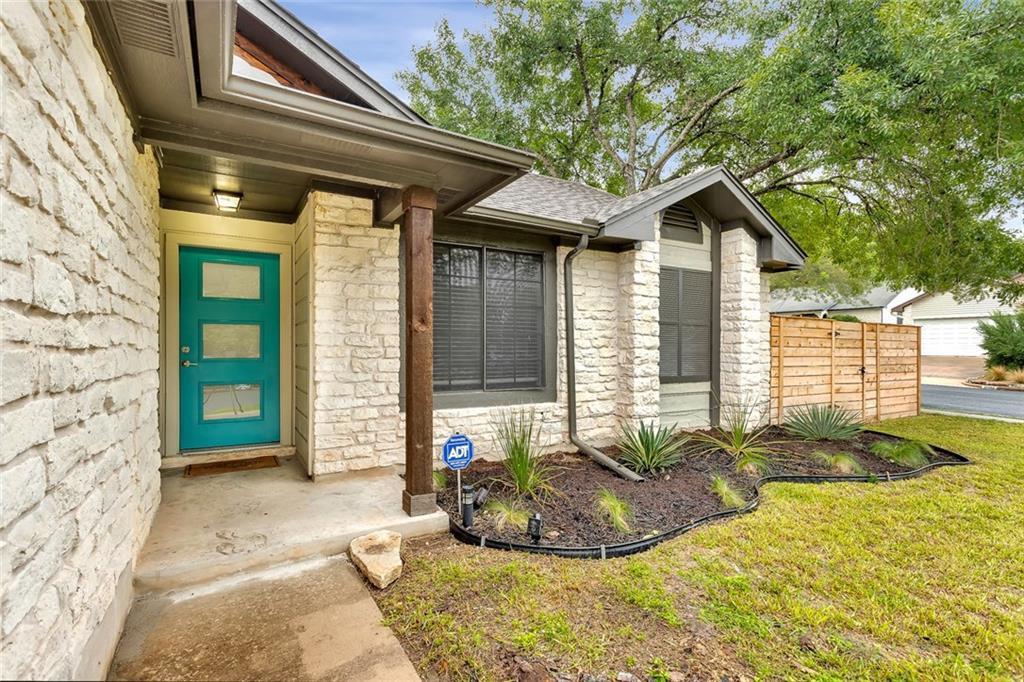 8900 Linton Dr Property Photo 1