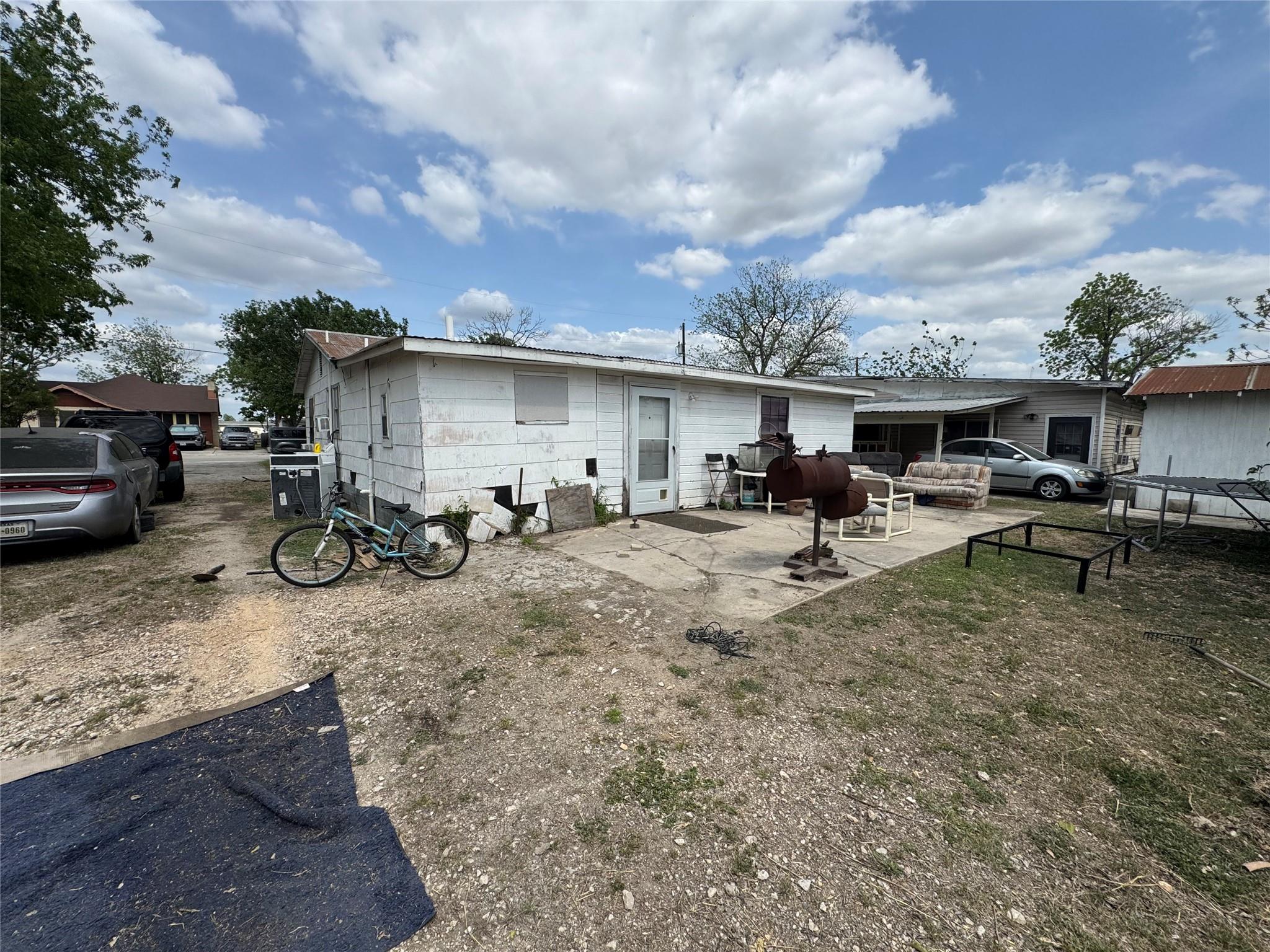 142 N Kowald Ln Property Photo 3