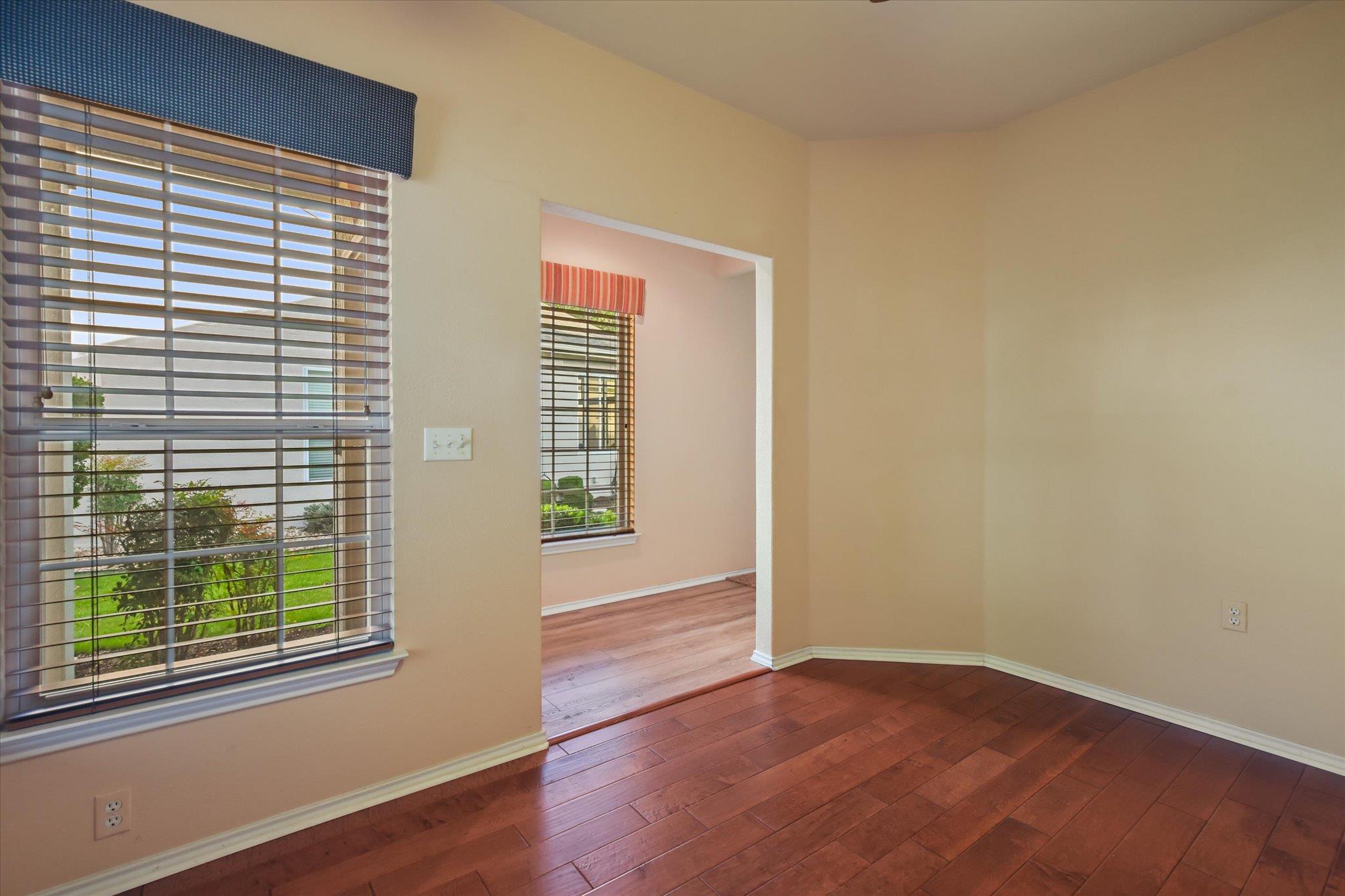 111 Bonham Loop Property Photo 7