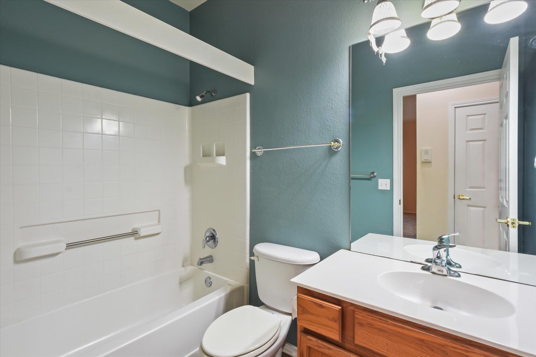 111 Bonham Loop Property Photo 11