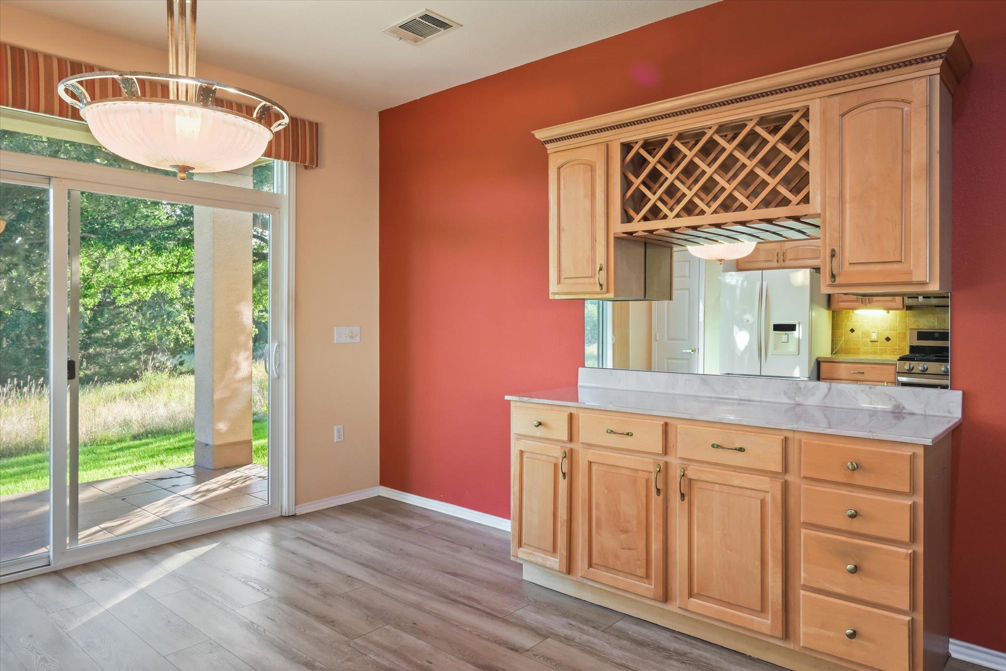 111 Bonham Loop Property Photo 16