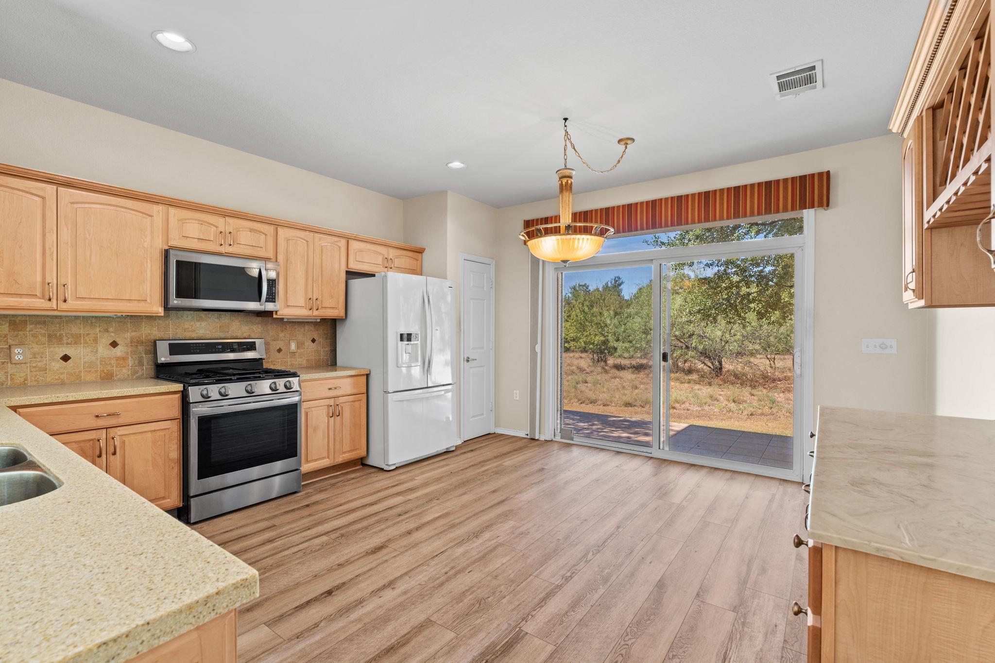 111 Bonham Loop Property Photo 19