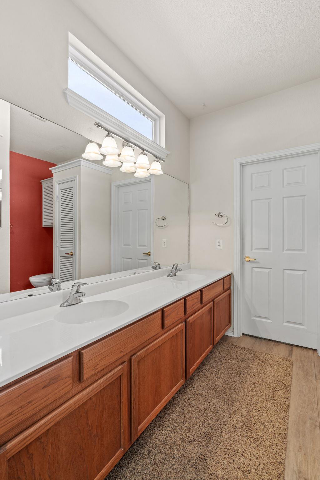 111 Bonham Loop Property Photo 23