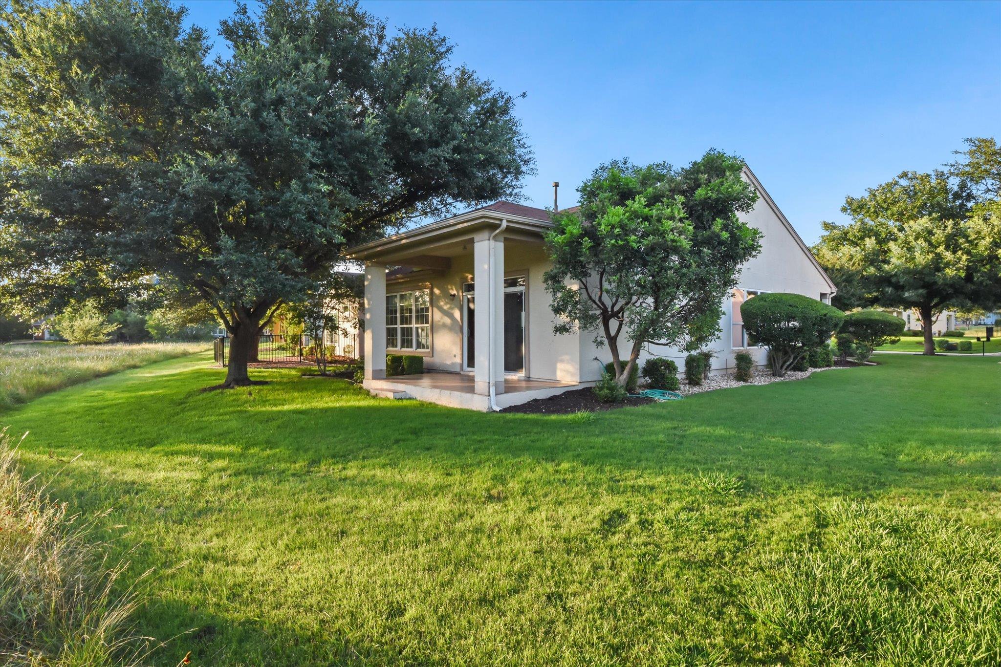 111 Bonham Loop Property Photo 24