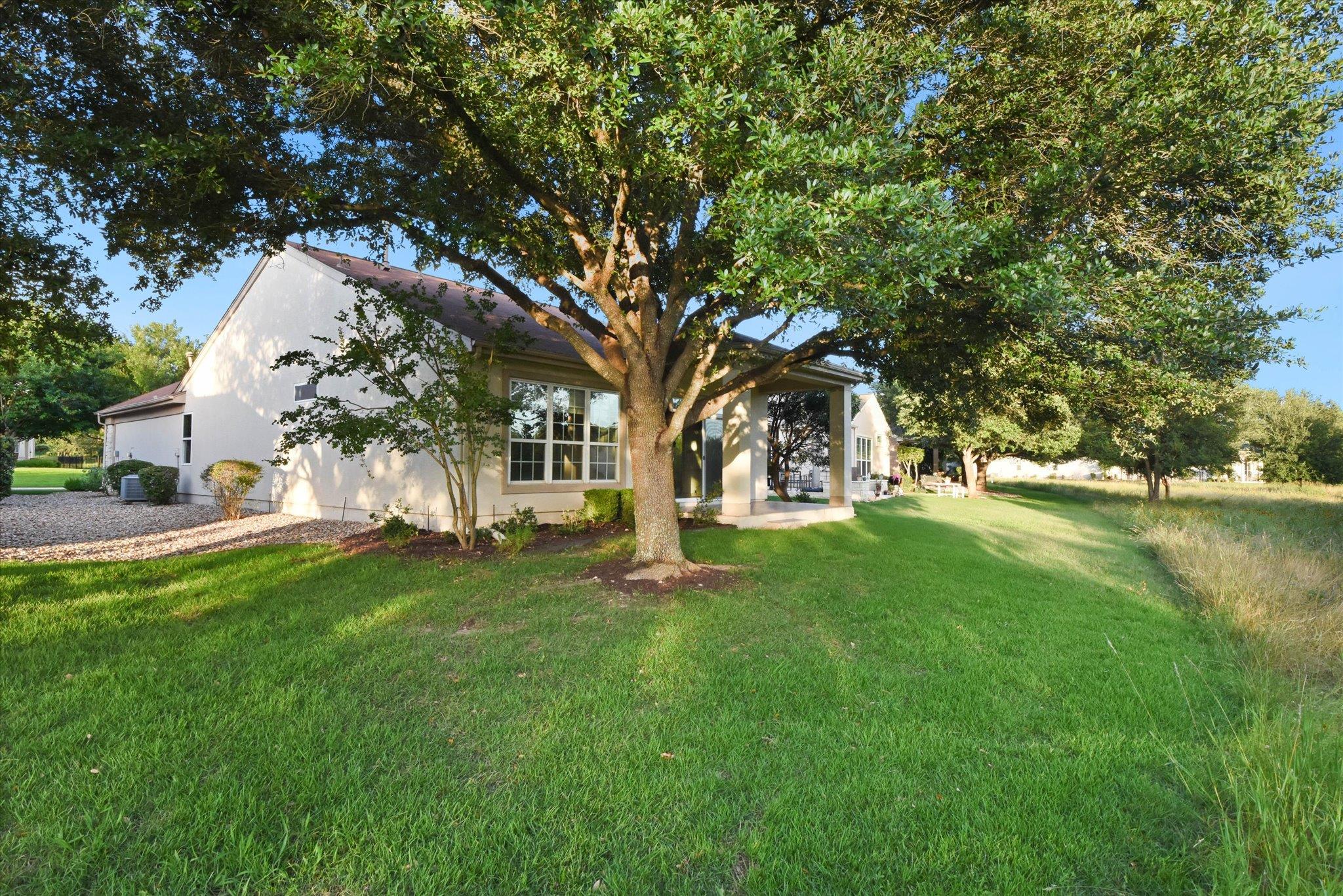 111 Bonham Loop Property Photo 25