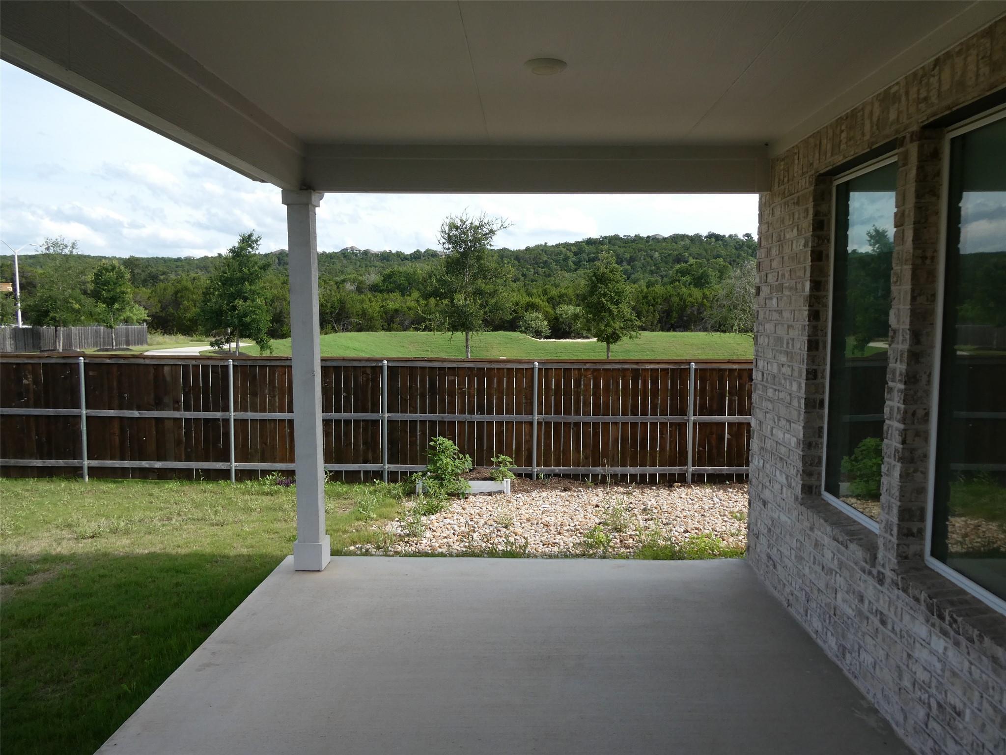 1804 W Crow Hop Vw Property Photo 3