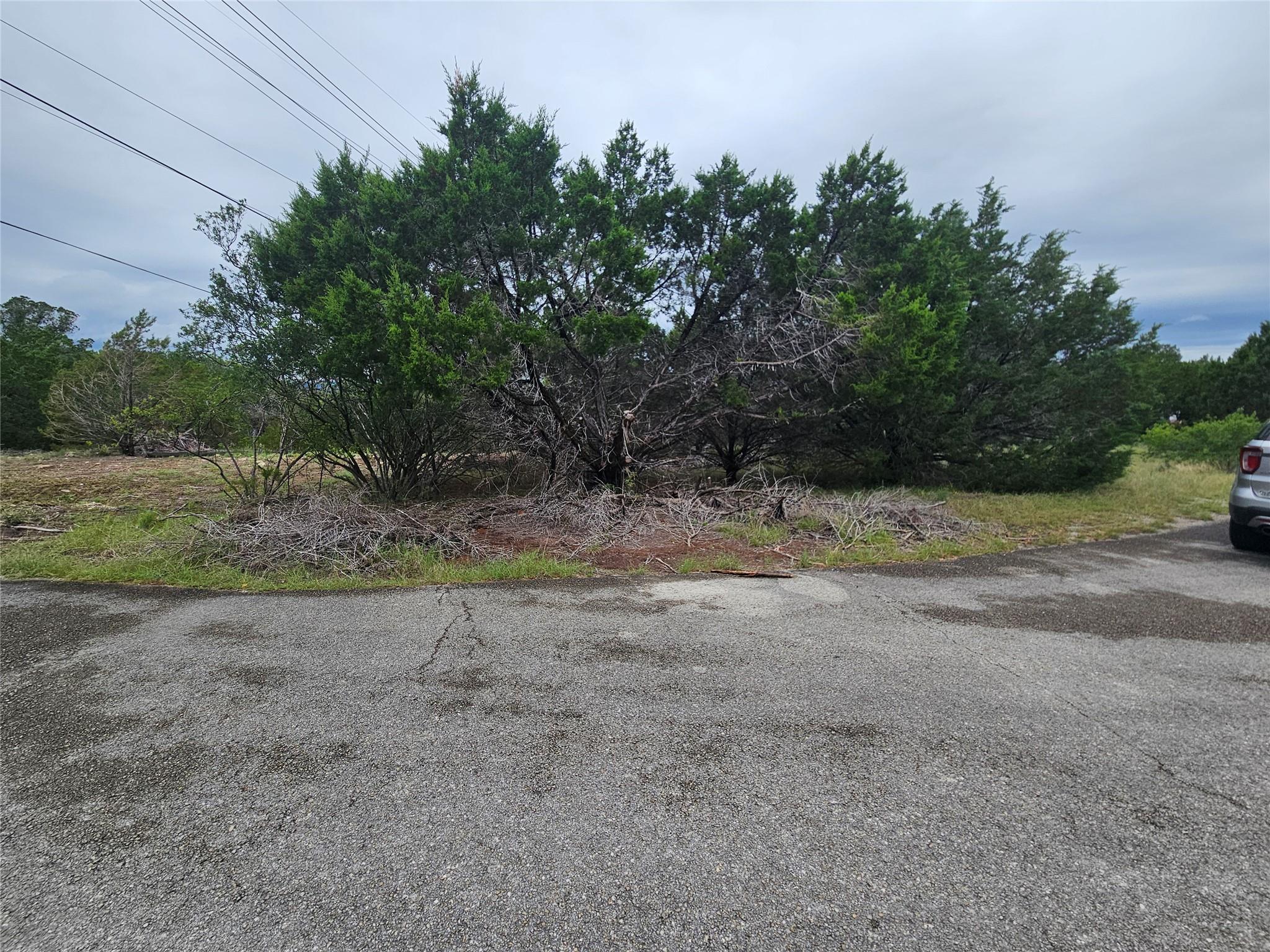 6802 Cedar Ridge Cir Property Photo 4
