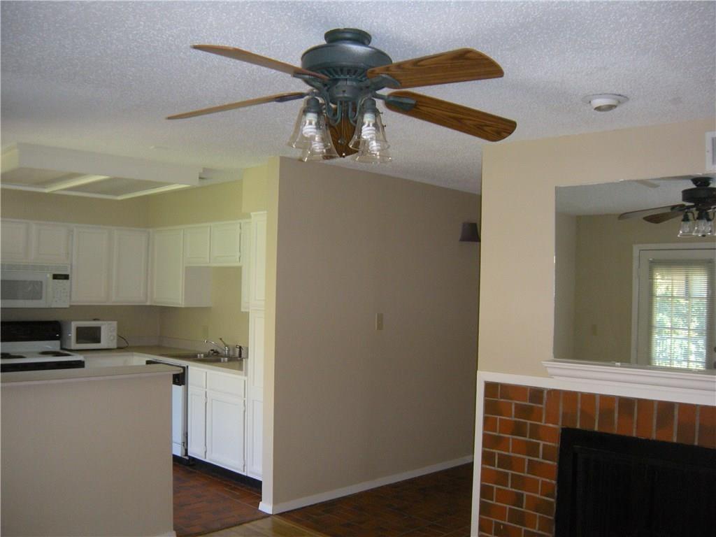 2110 Riogrande St #302 Property Photo 6