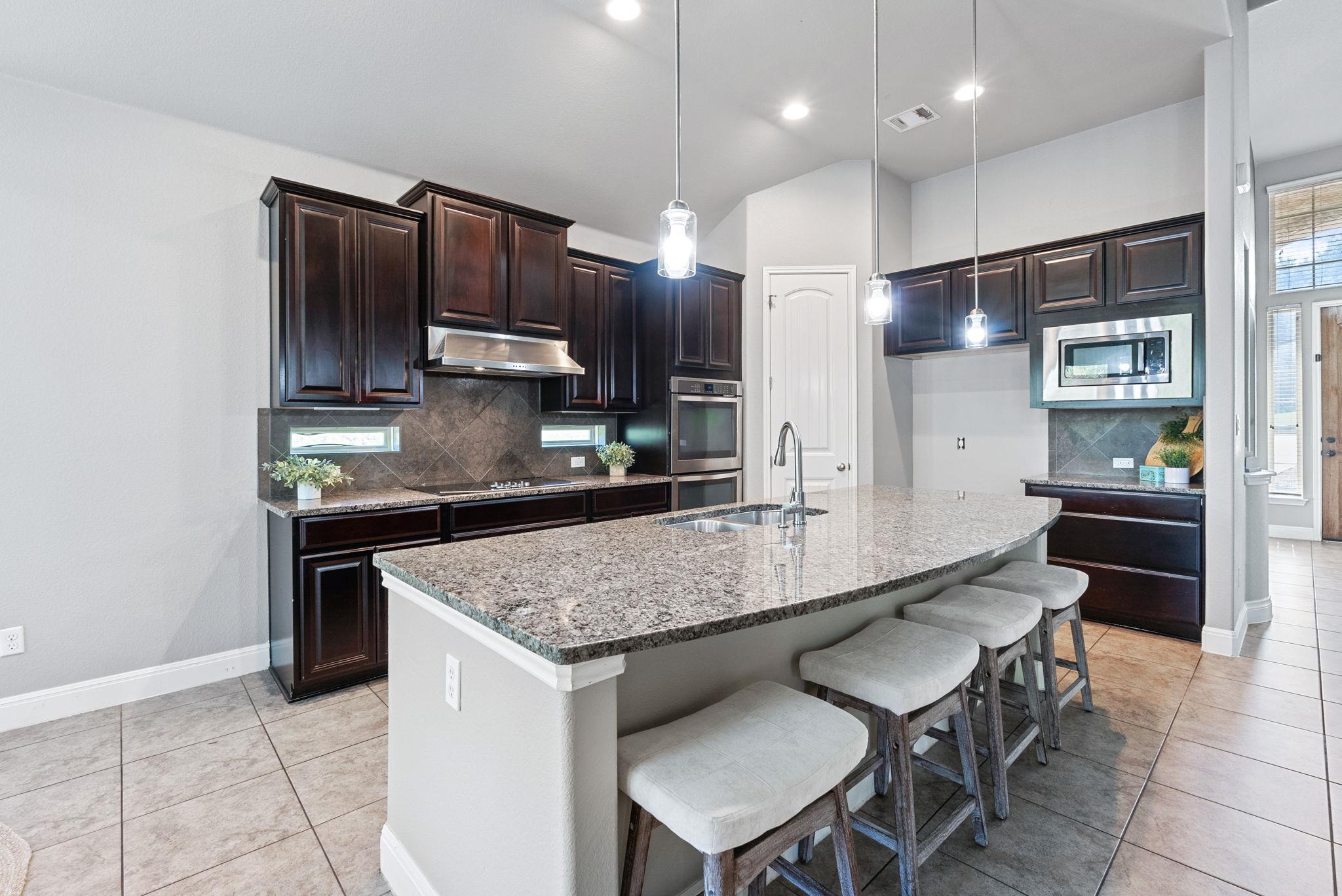 7817 Aria Loop Property Photo 13