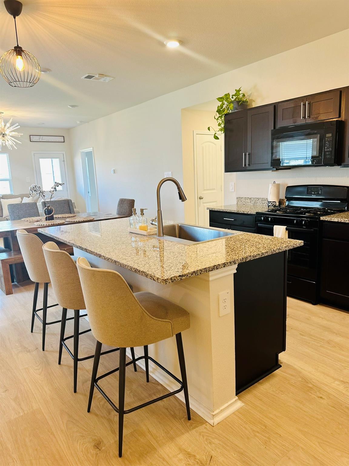 178 Levi Lndg Property Photo 1