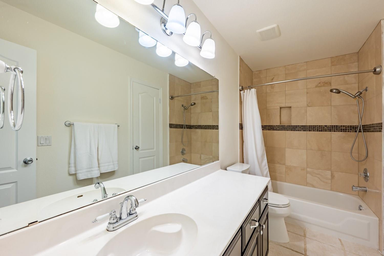 7724 Yaupon Dr Property Photo 22