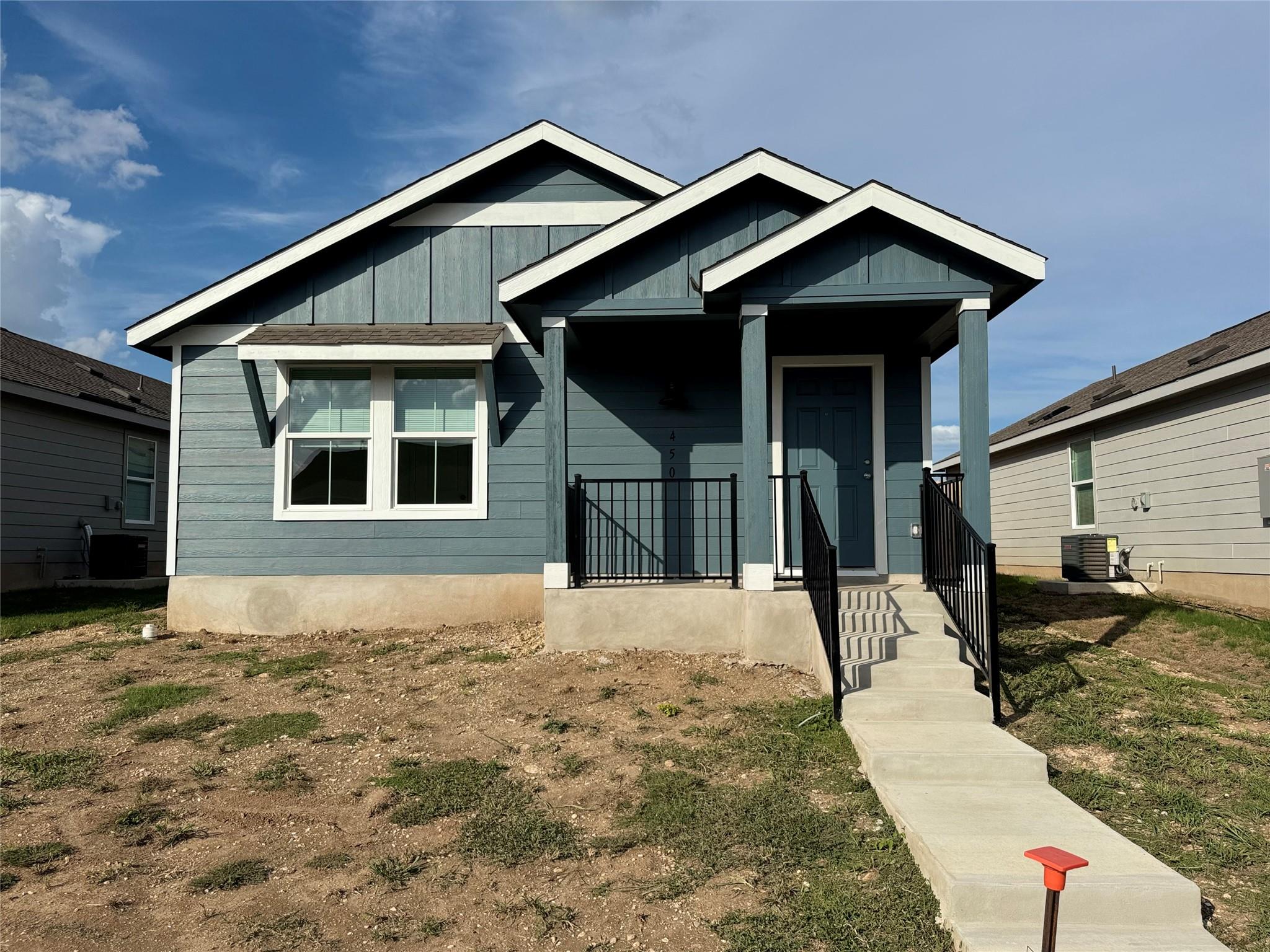 450 Sormonne Loop Property Photo 1