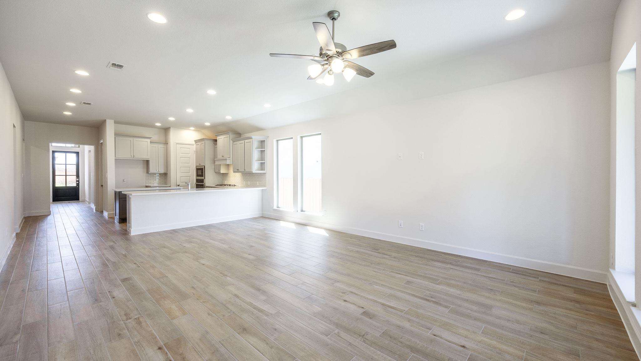 177 Plumbago Loop Property Photo 7