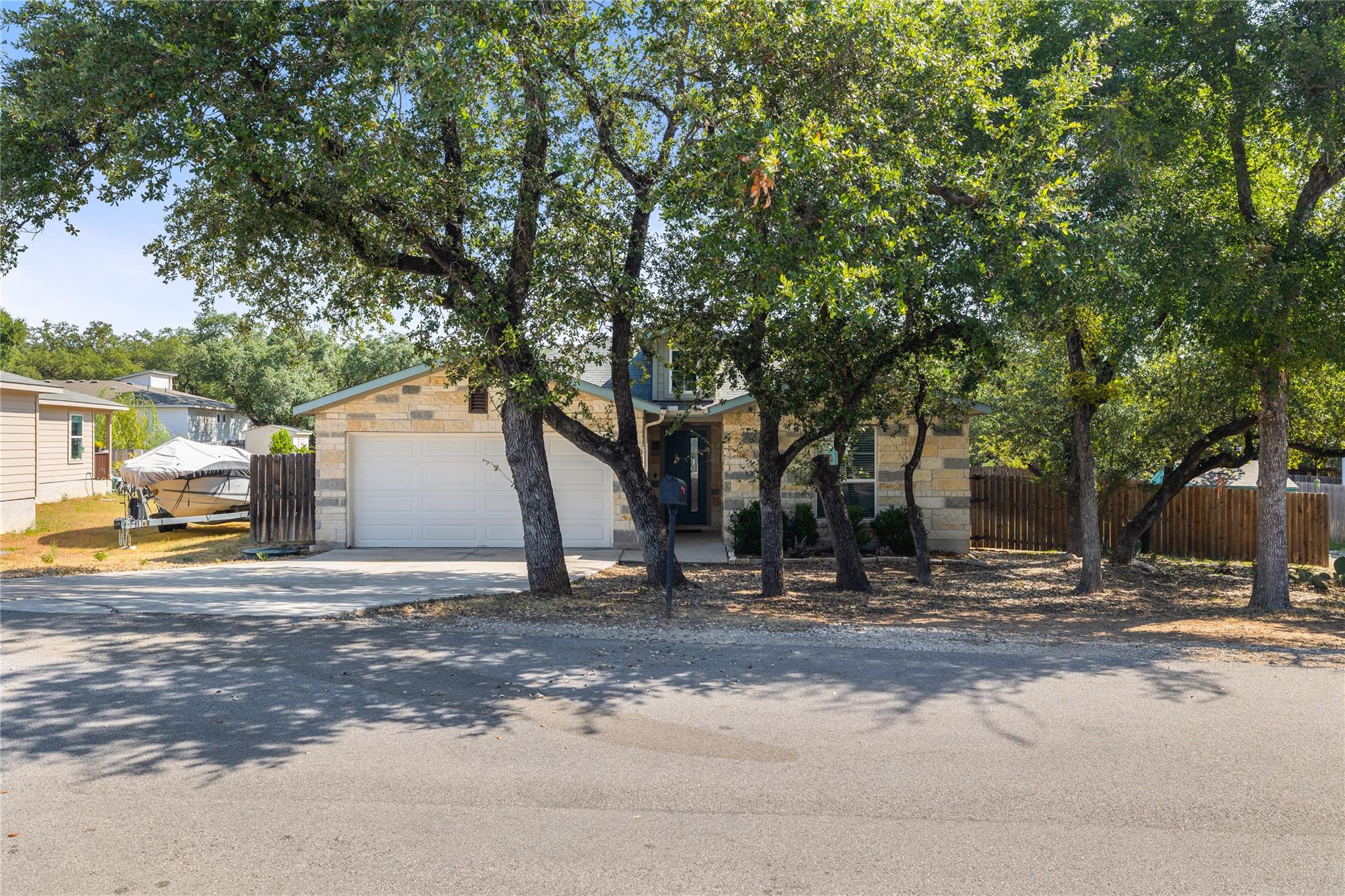 21204 Santa Rosa Ave Property Photo 12