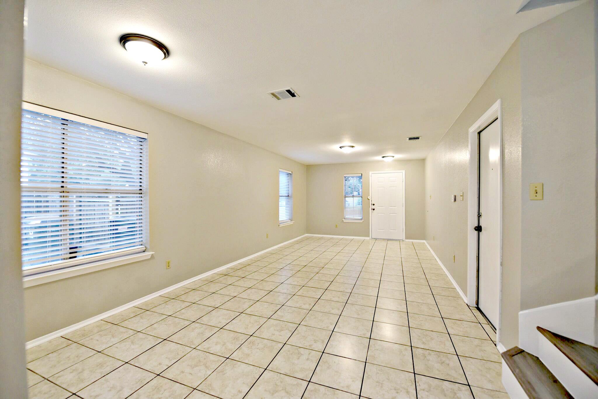 12801 Margit Dr Property Photo 4