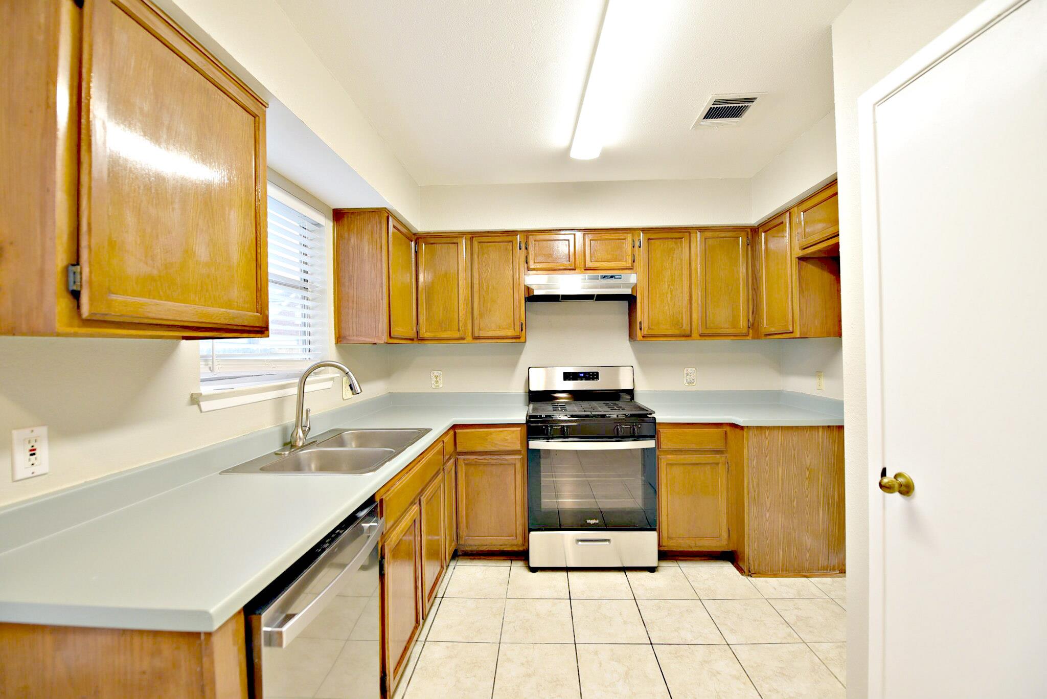 12801 Margit Dr Property Photo 7