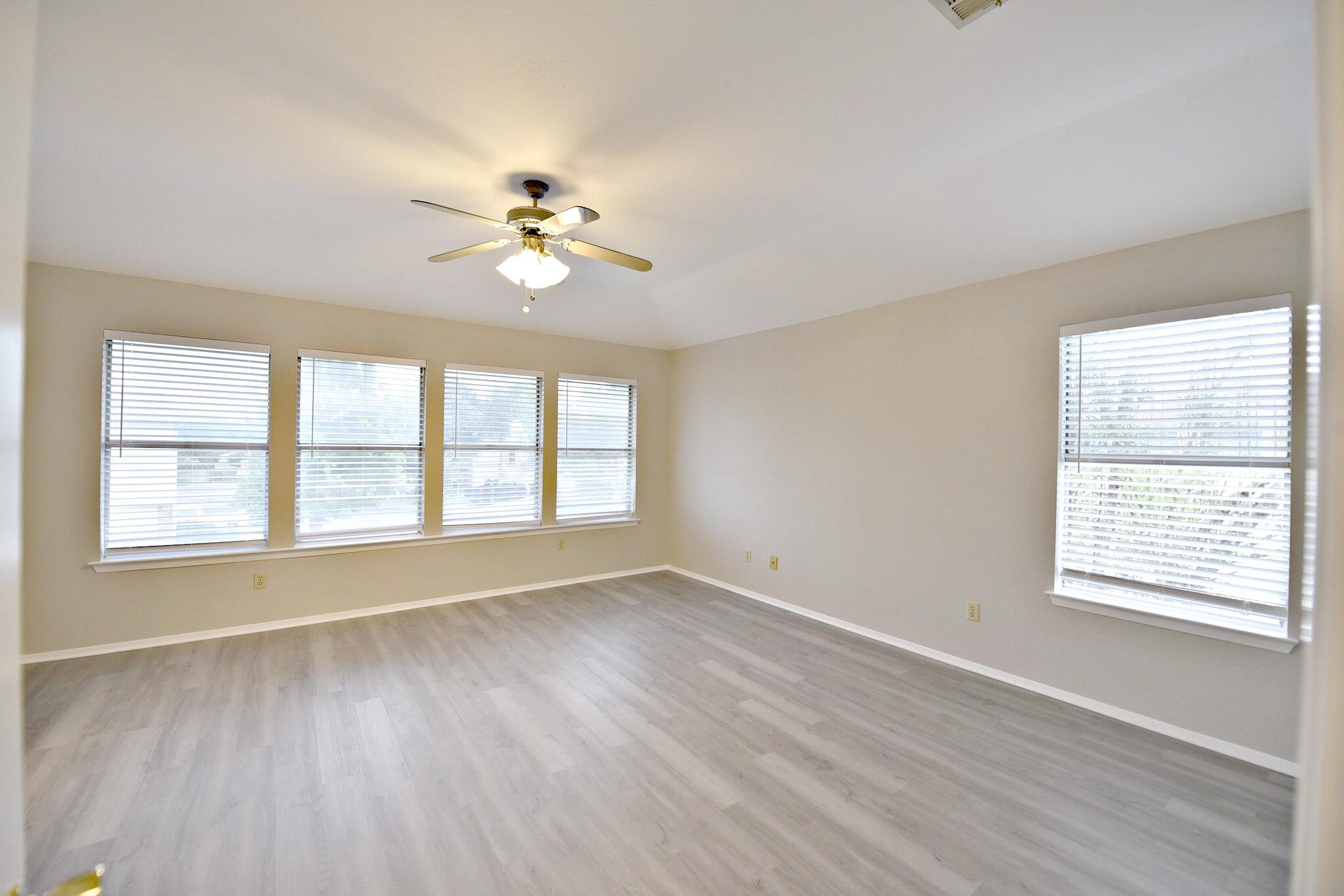 12801 Margit Dr Property Photo 11