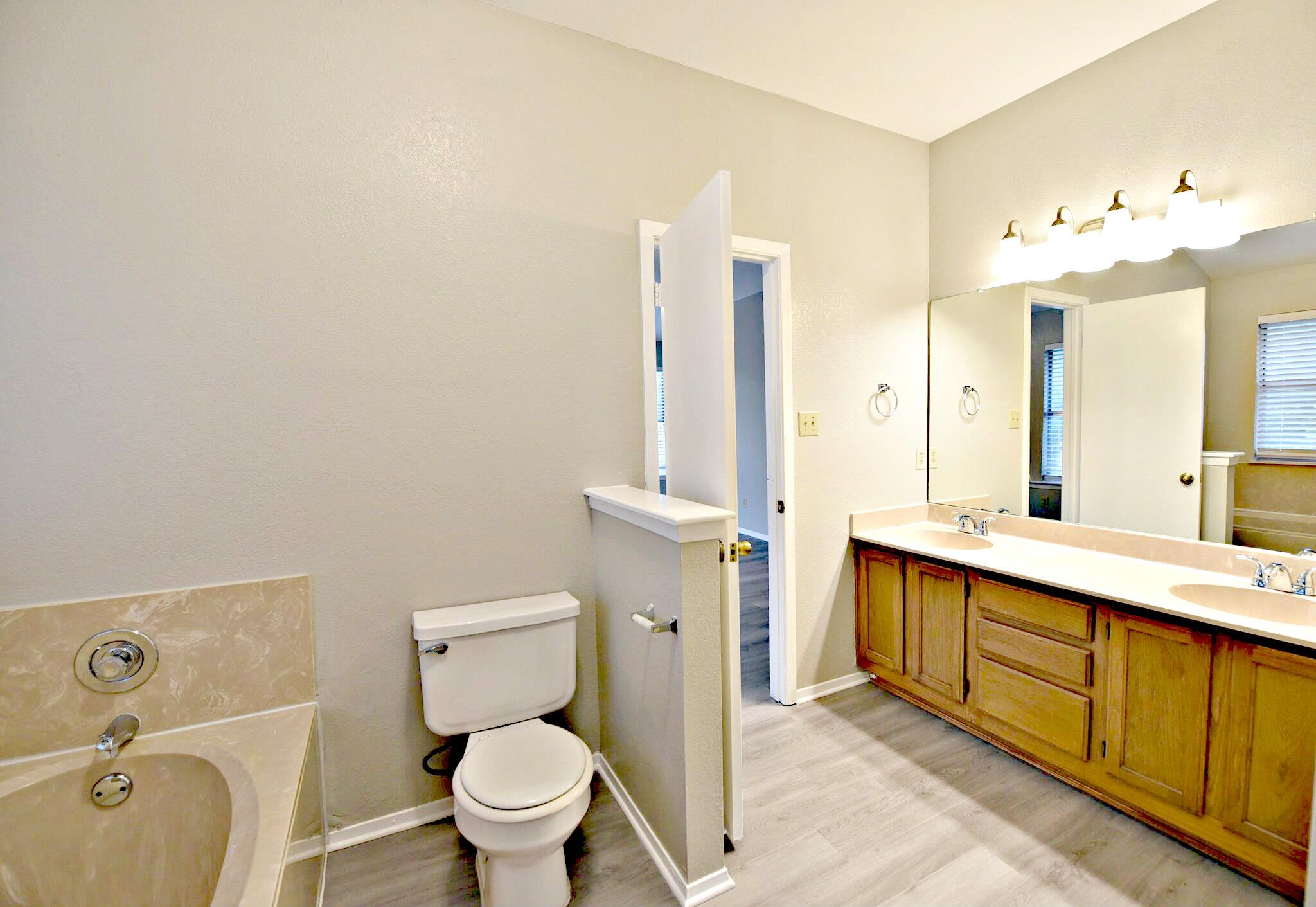 12801 Margit Dr Property Photo 13