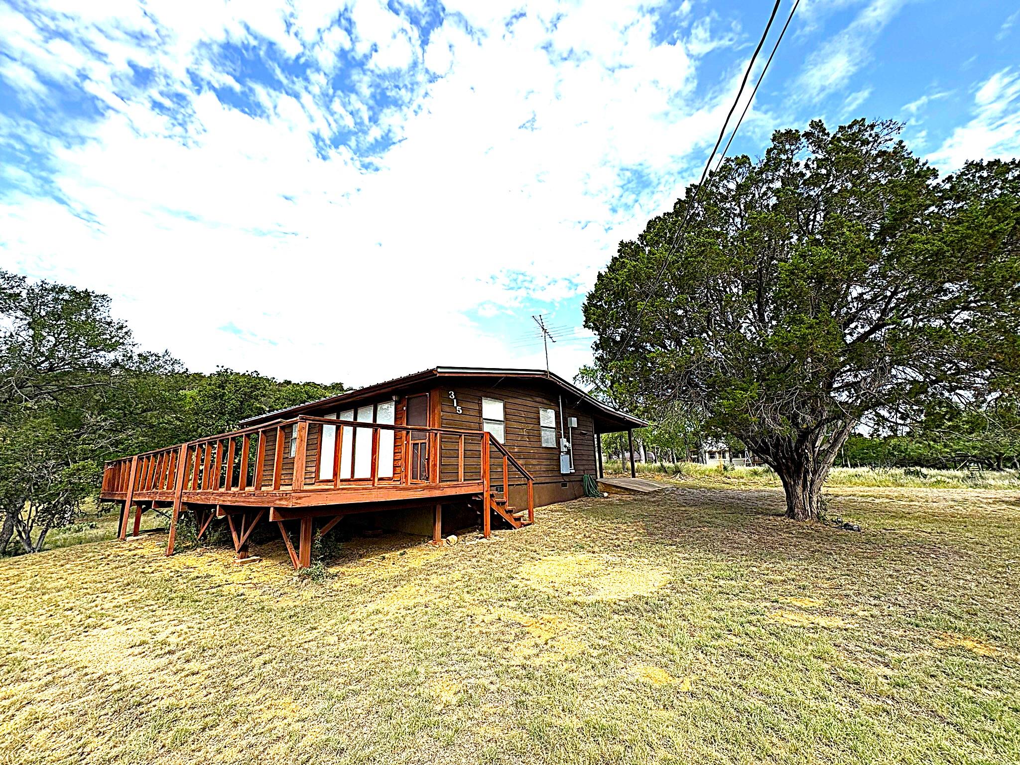 315 Skyline Dr Property Photo 1