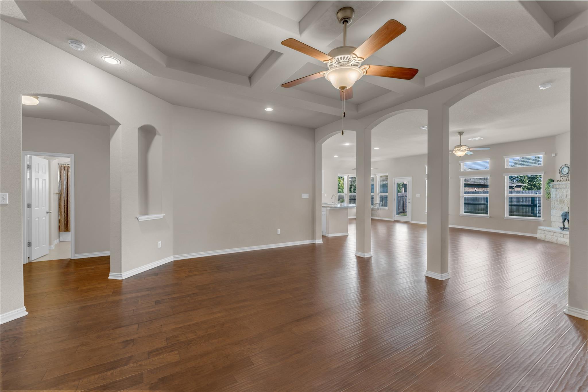 113 Mindy Way Property Photo 6