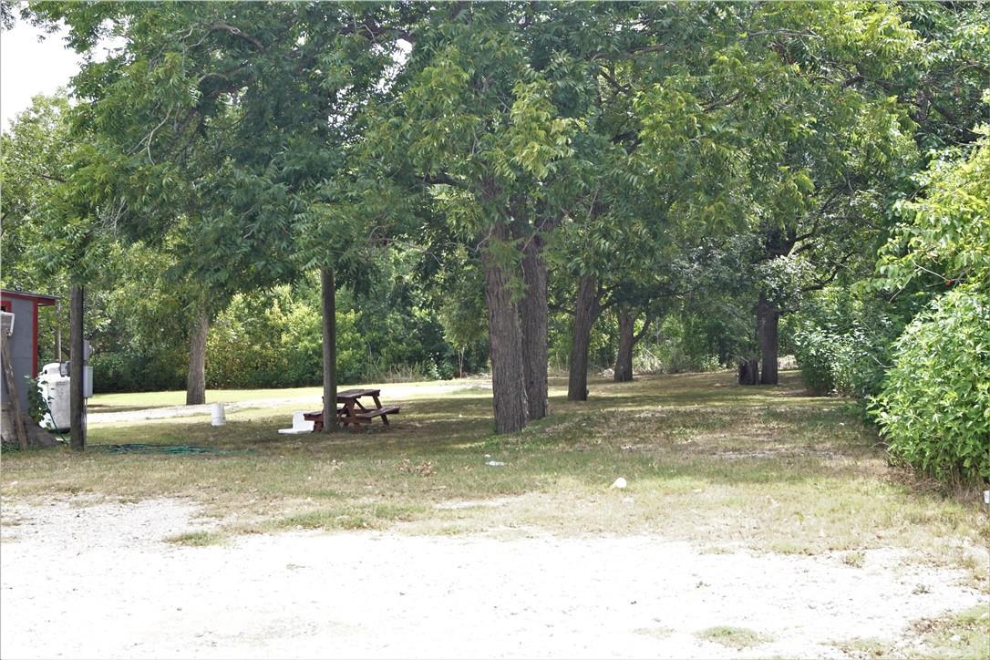 310 Highway 290 #d Hwy W #d Property Photo 1