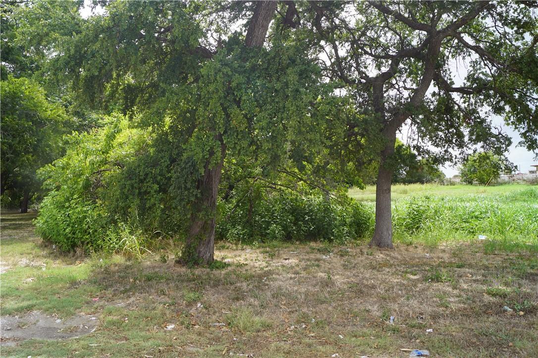 310 Highway 290 #d Hwy W #d Property Photo 2