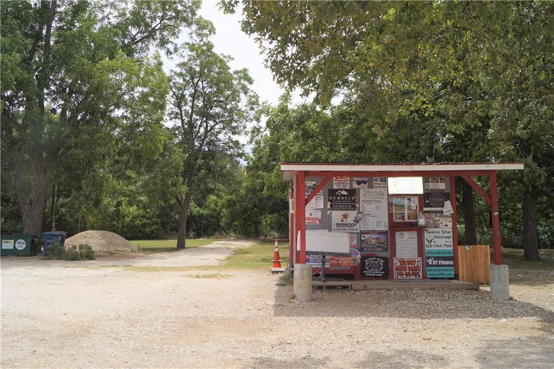 310 Highway 290 #d Hwy W #d Property Photo 4