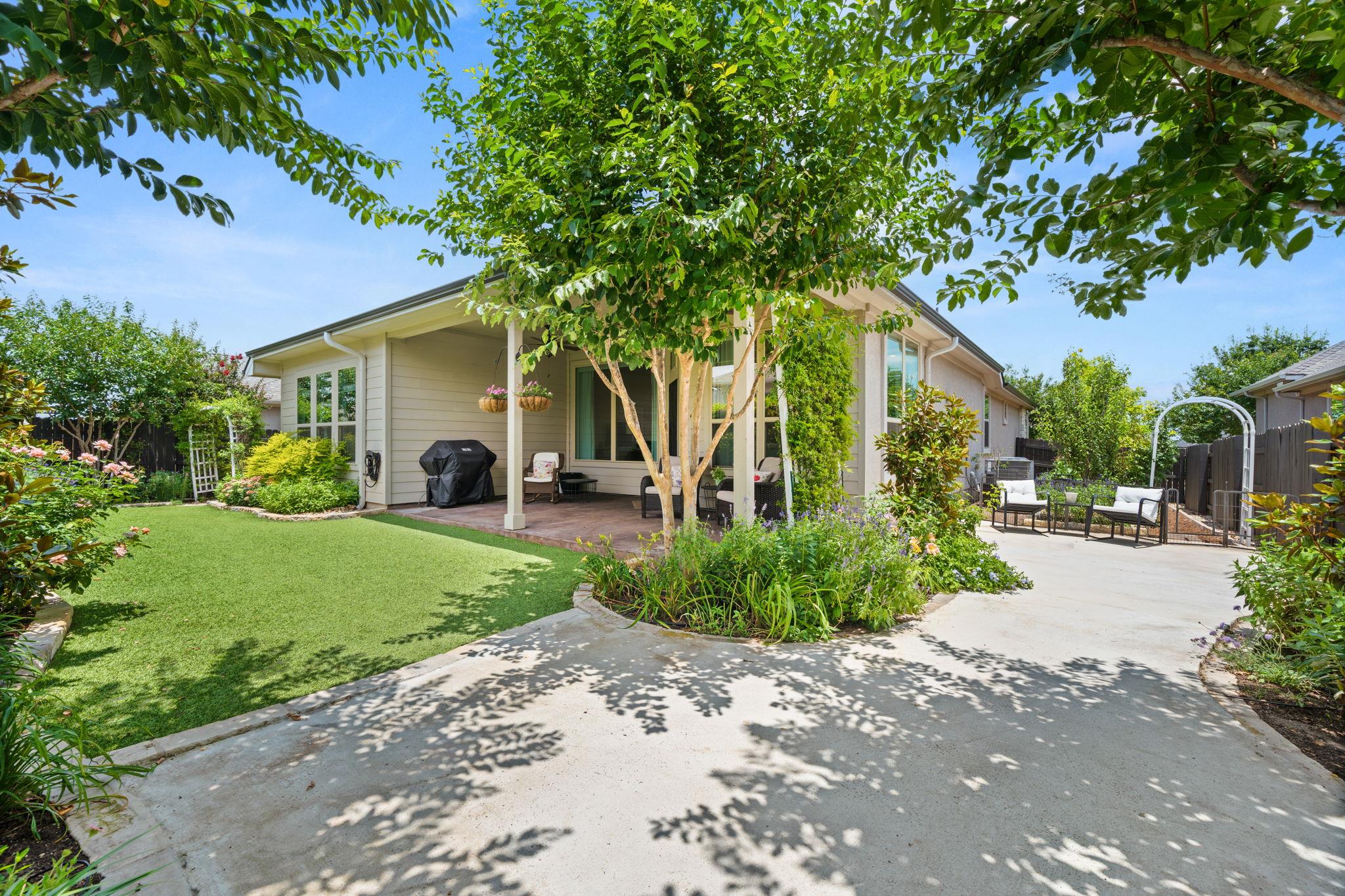 141 Falabella Trl Property Photo 28